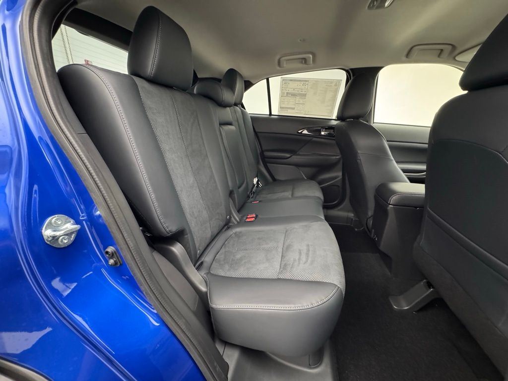 2025 Mitsubishi Eclipse Cross SE photo 39