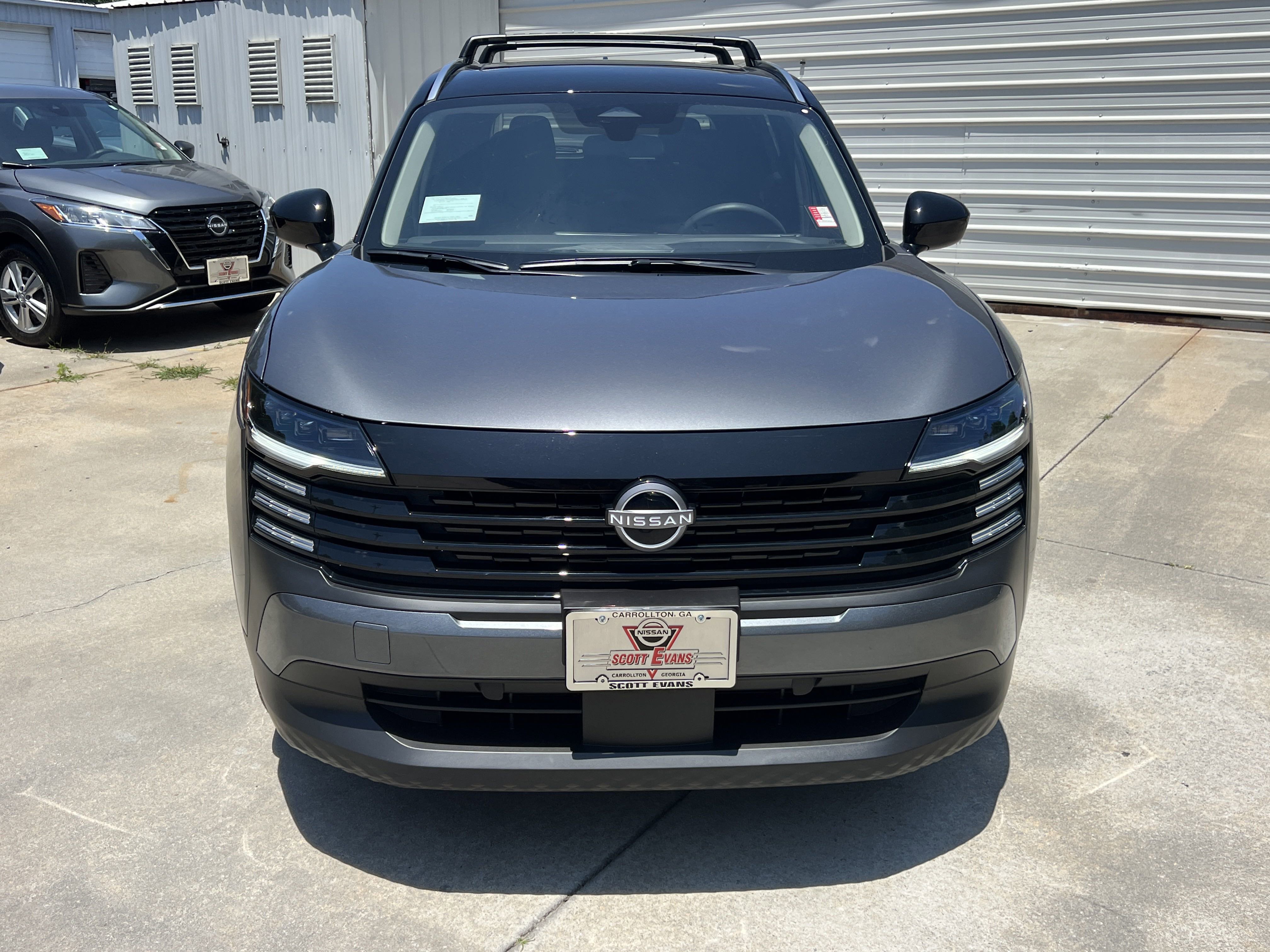 2025 Nissan Kicks SV photo 2