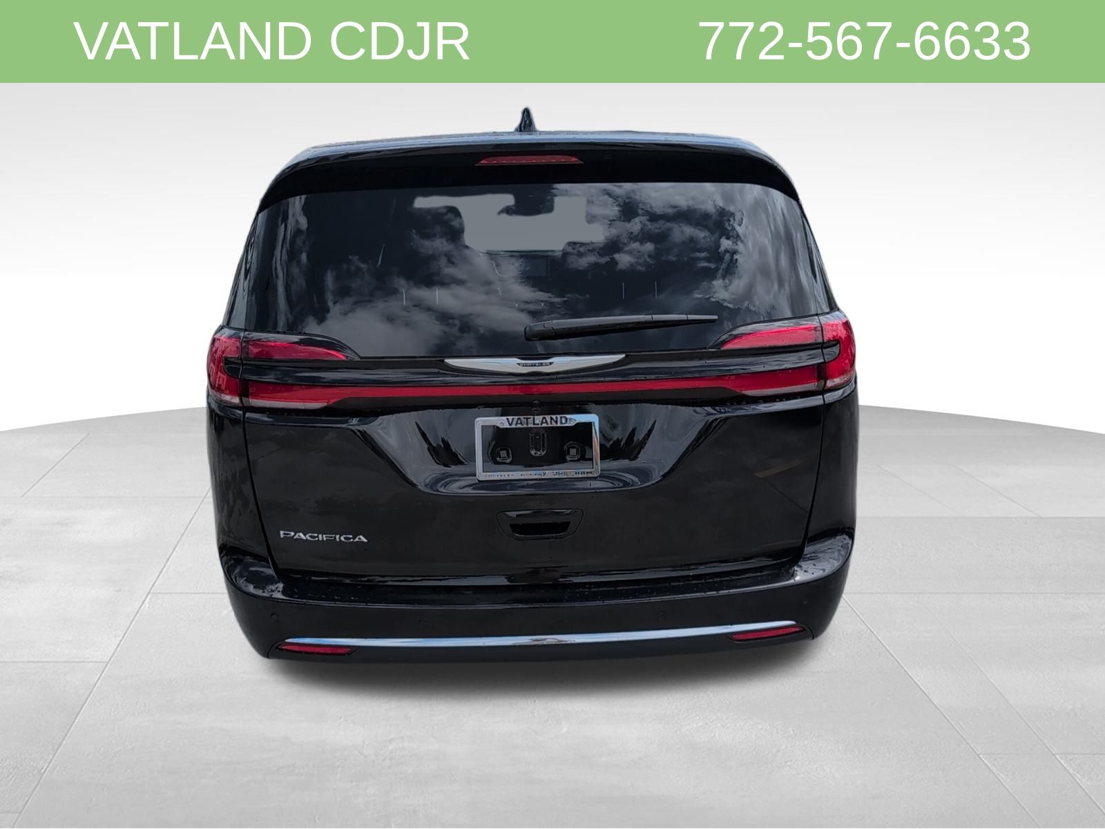 2026 Chrysler Pacifica photo 7