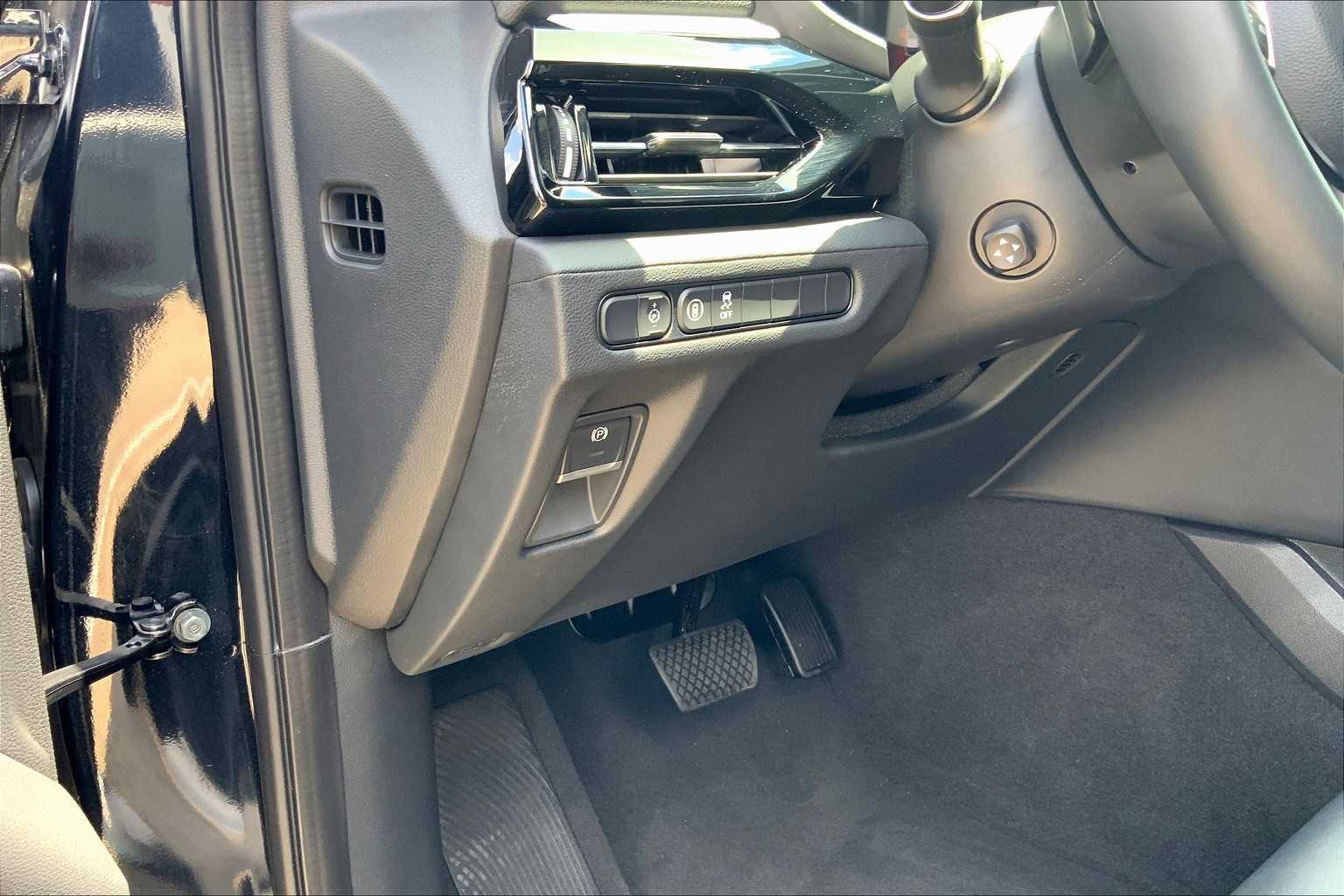 2025 Acura MDX photo 30