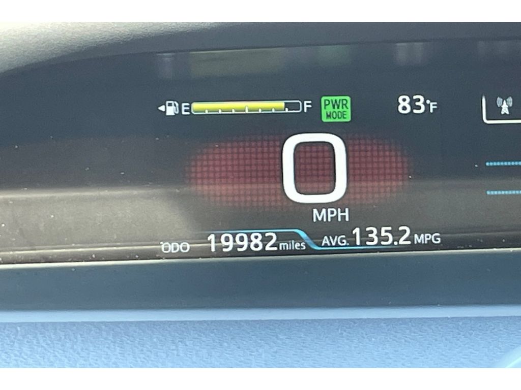 2022 Toyota Prius Prime XLE photo 35