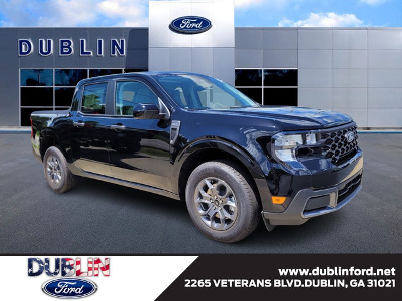 2025 Ford Maverick XLT's photo