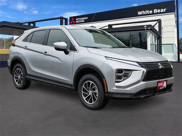 2026 Mitsubishi Eclipse Cross ES's photo