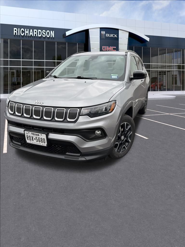 2022 Jeep Compass Latitude's photo