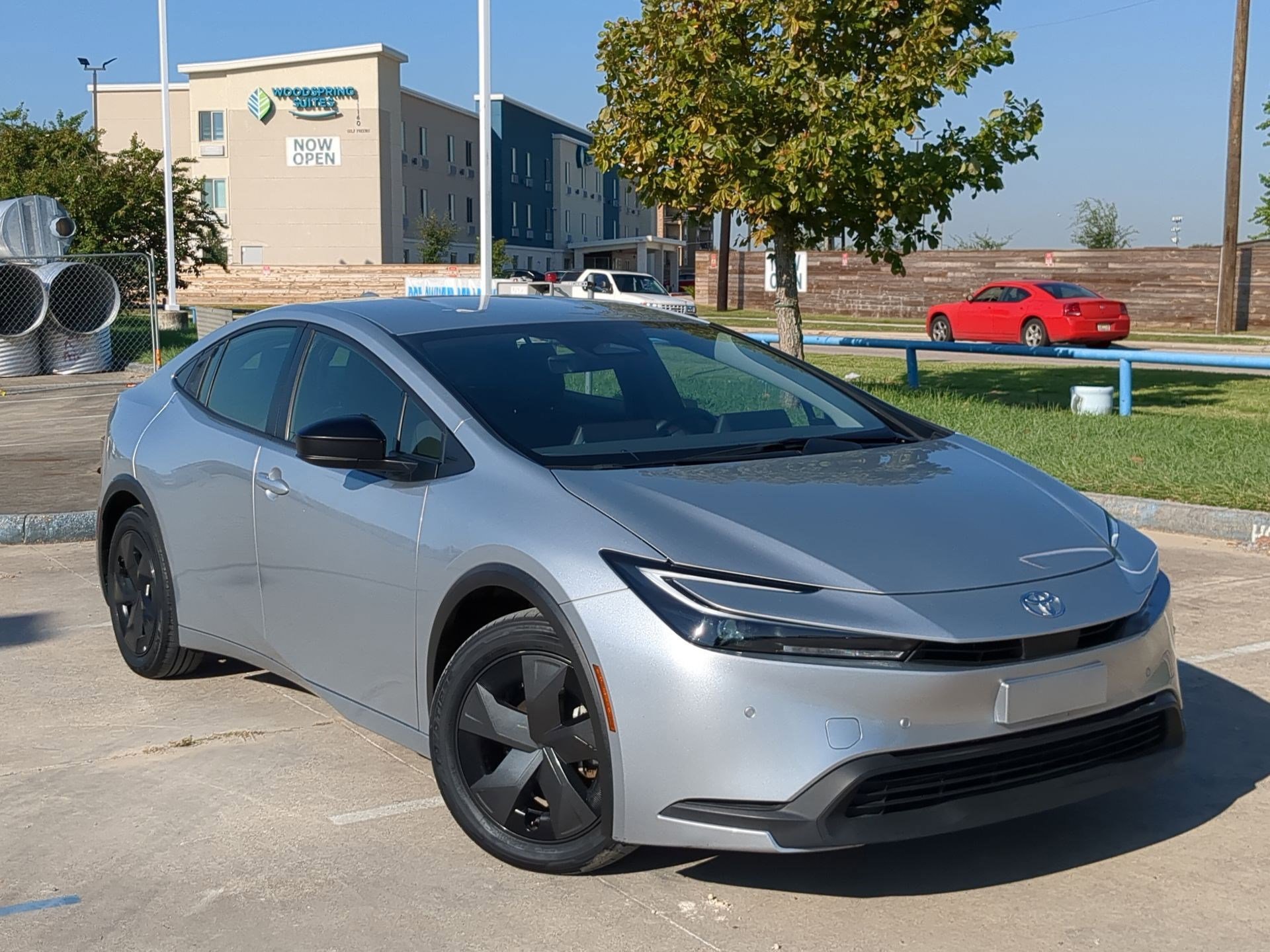 2024 Toyota Prius LE's photo