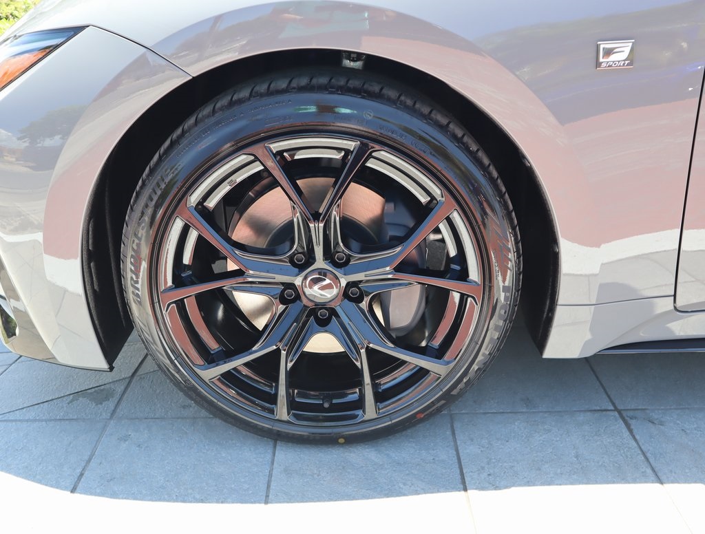 2025 Lexus IS 350 F SPORT photo 9
