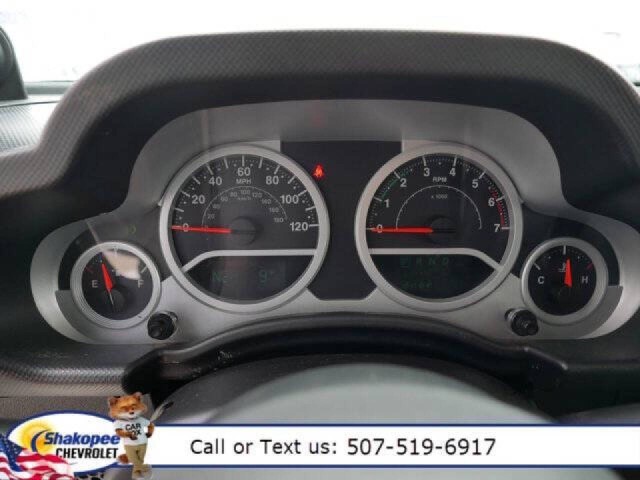 2010 Jeep Wrangler Unlimited Rubicon photo 15