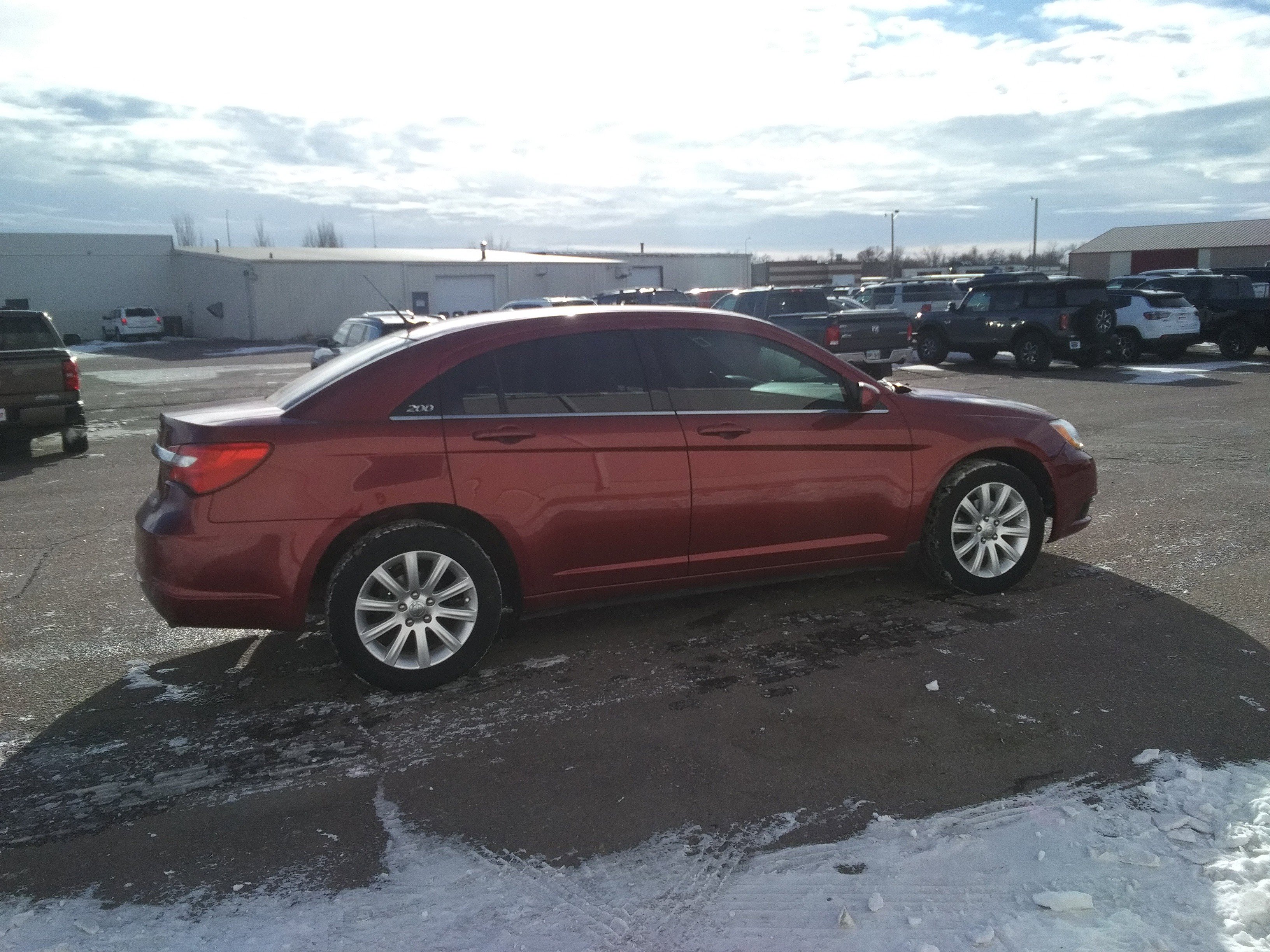 Image of Pre-Owned 2011 Chrysler 200 Touring FWD 4D Sedan