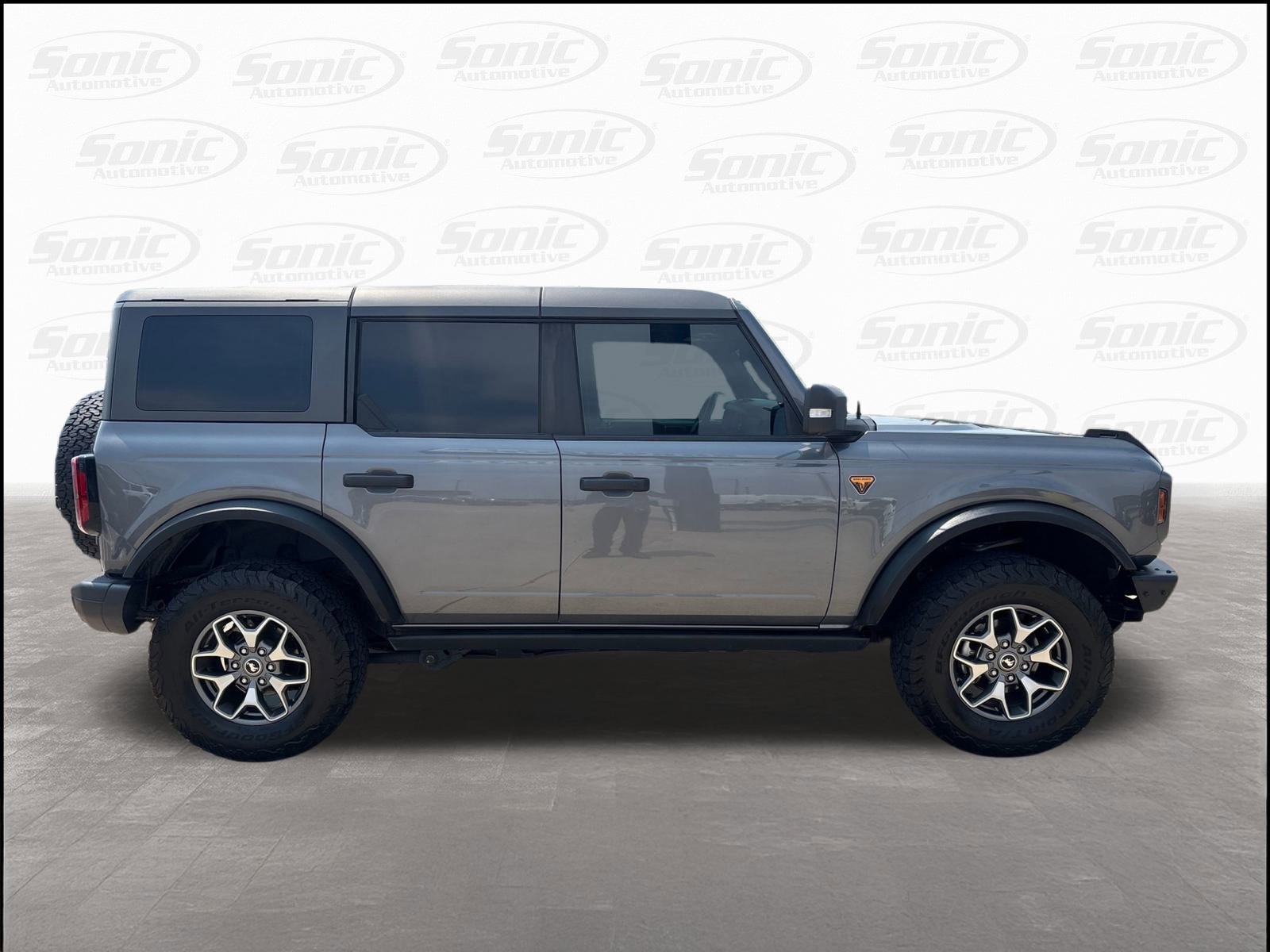 2022 Ford Bronco Badlands photo 7