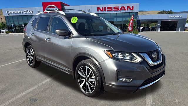 2020 Nissan Rogue SL's photo
