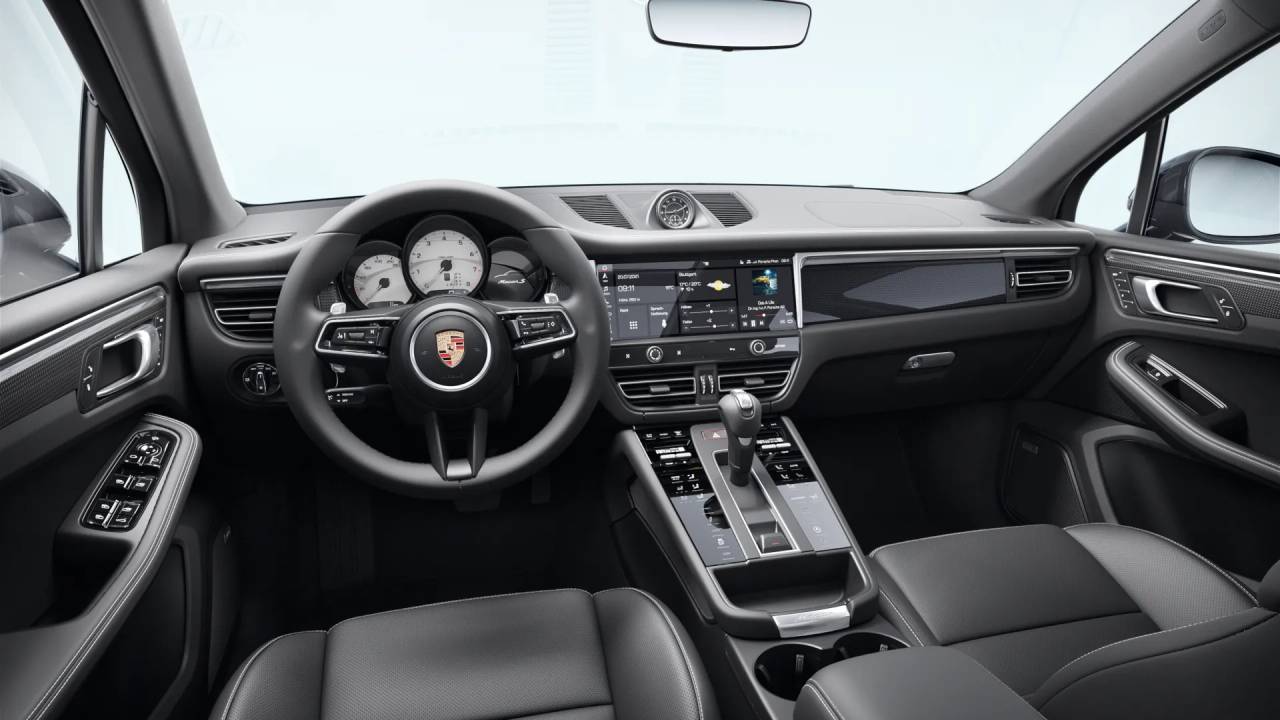2026 Porsche Macan S photo 8