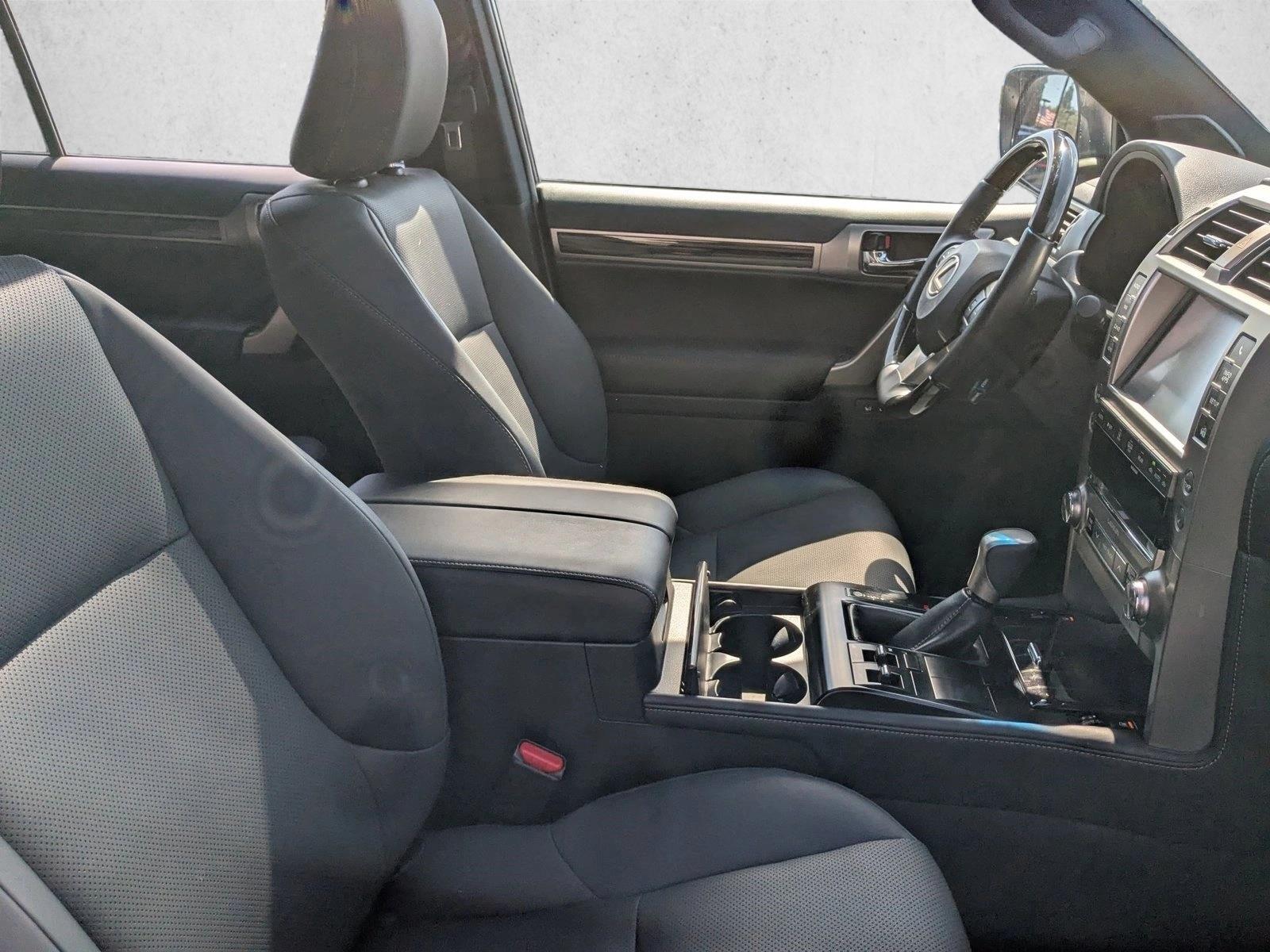 2021 Lexus GX 460 Premium photo 17