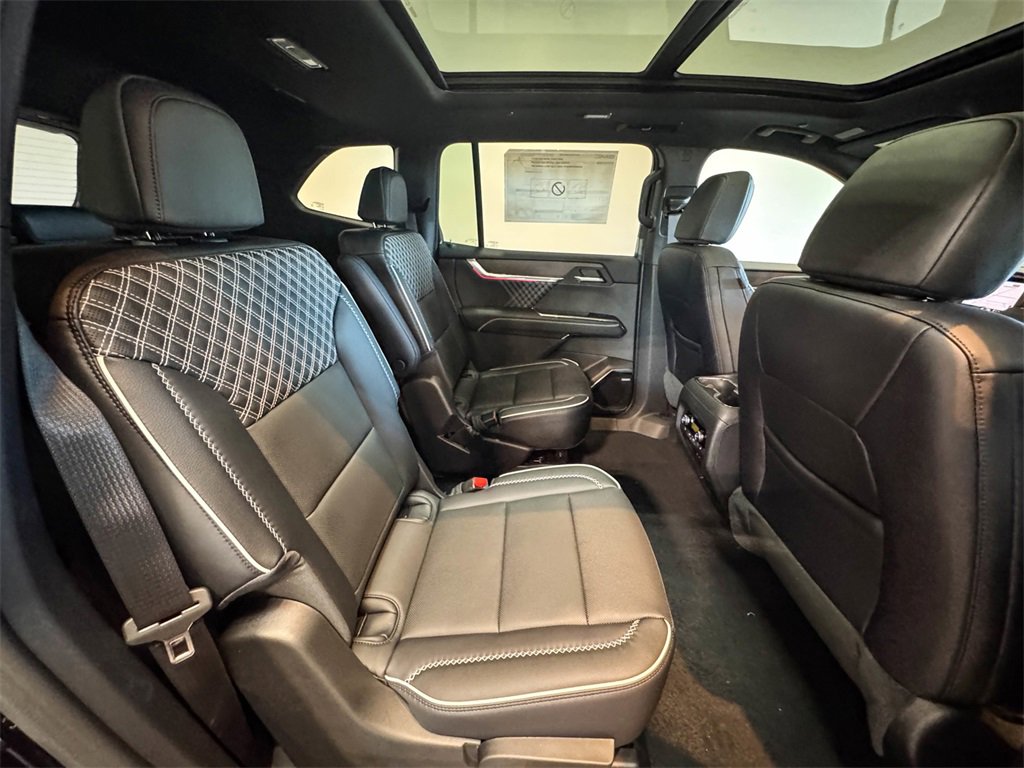 2026 Gmc Acadia Denali photo 17