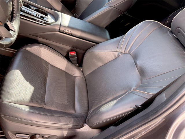 2024 Toyota Crown Limited photo 4