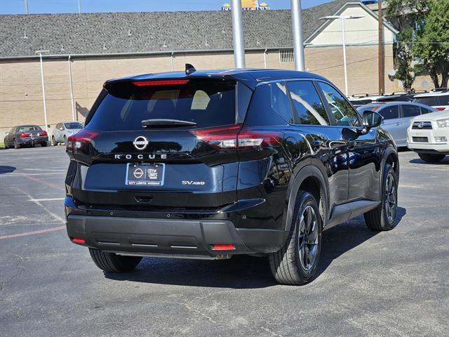 2024 Nissan Rogue SV photo 3