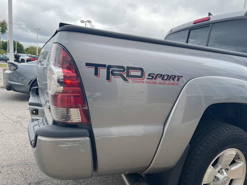 2015 Toyota Tacoma Base photo 5