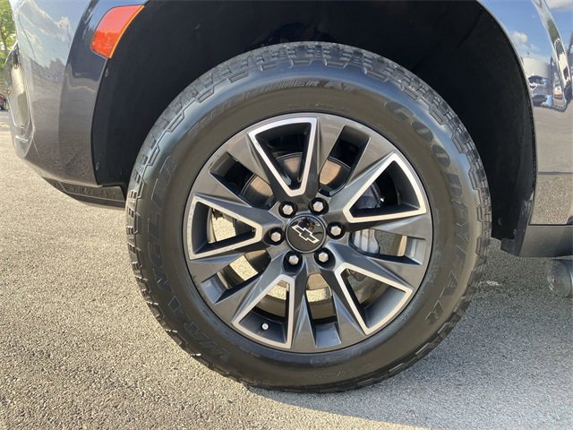2023 Chevrolet Suburban Z71 photo 24