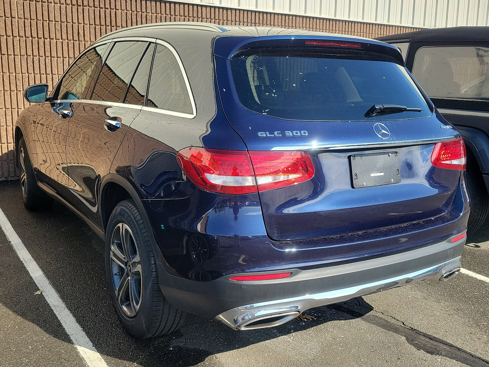 PreOwned 2019 MercedesBenz GLC GLC 300 Sport Utility in New Britain 