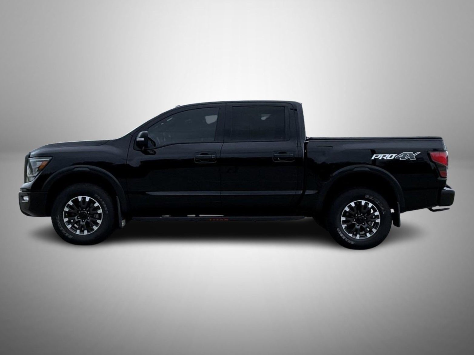2020 Nissan Titan PRO-4X photo 8