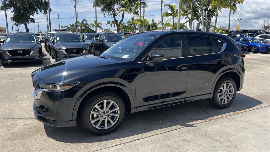 2025 Mazda CX-5 2.5 Select photo 17
