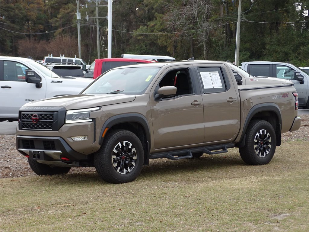 2024 Nissan Frontier PRO-4X photo 2