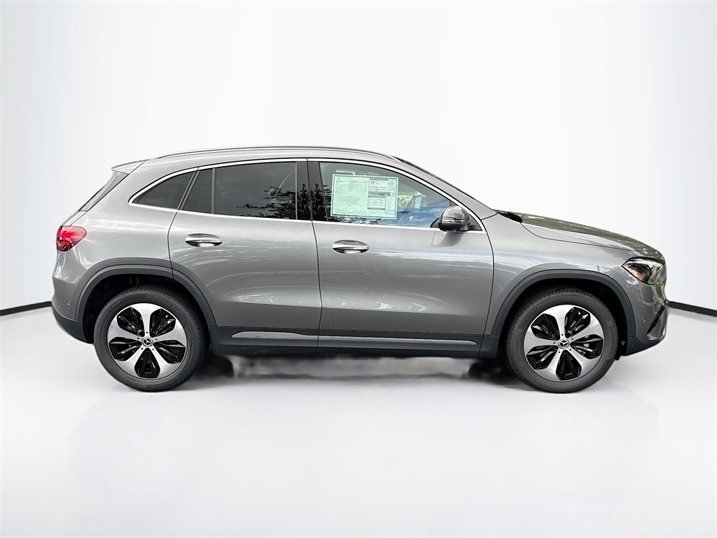 2026 Mercedes Benz GLA 250 photo 2