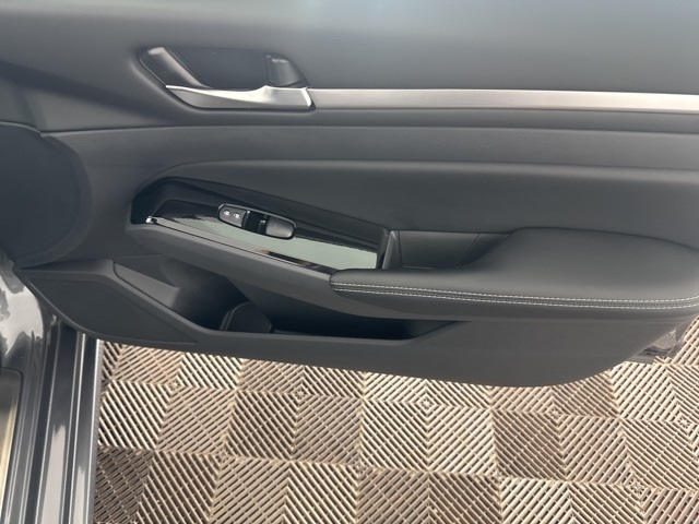 2024 Nissan Altima 2.5 SL photo 15
