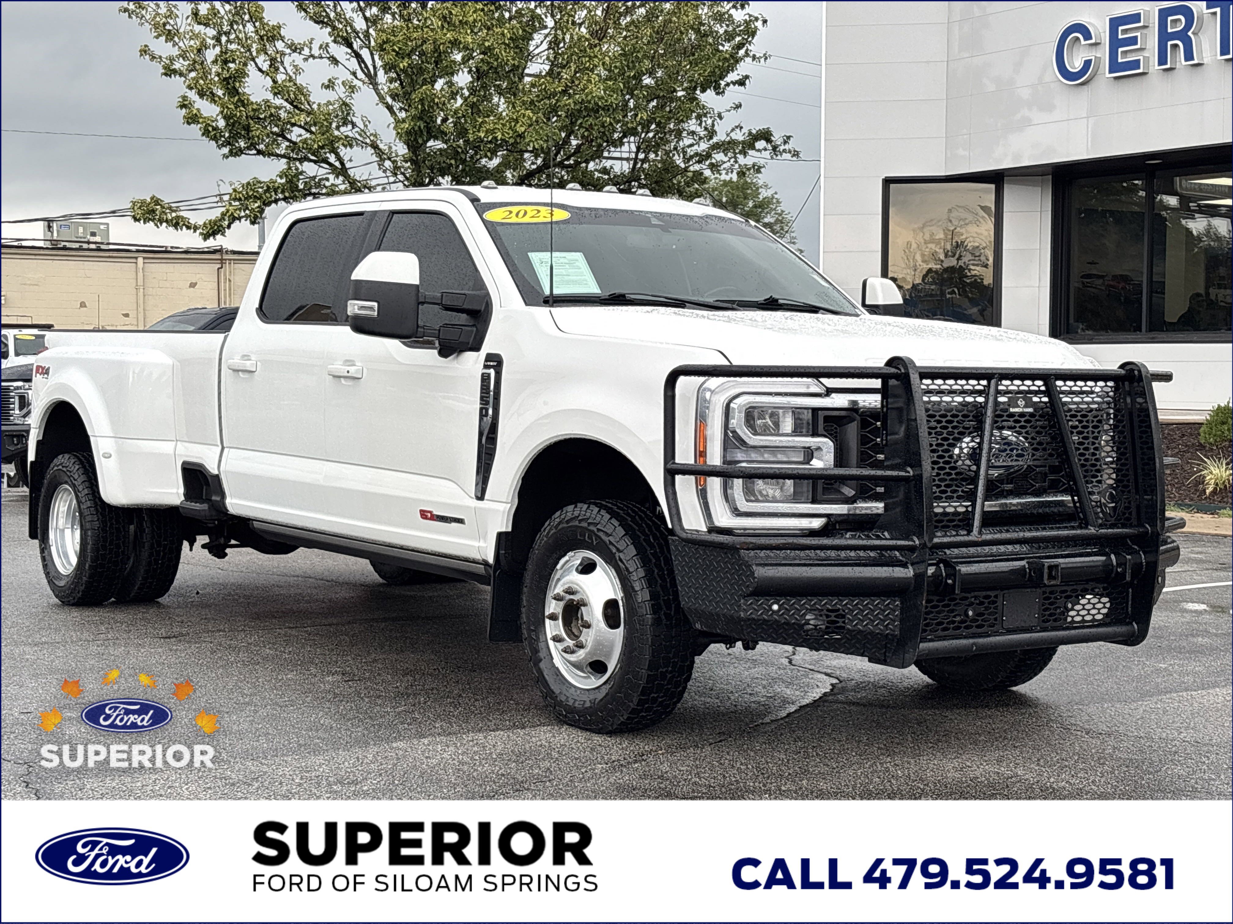 2023 Ford F-350 Super Duty Lariat's photo