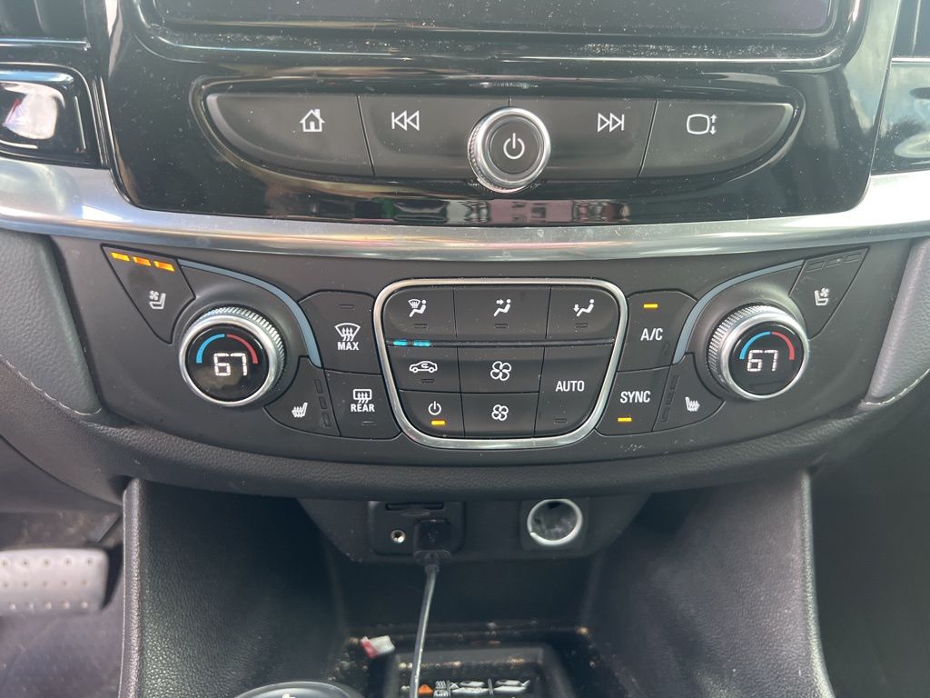 2020 Chevrolet Traverse Premier photo 16