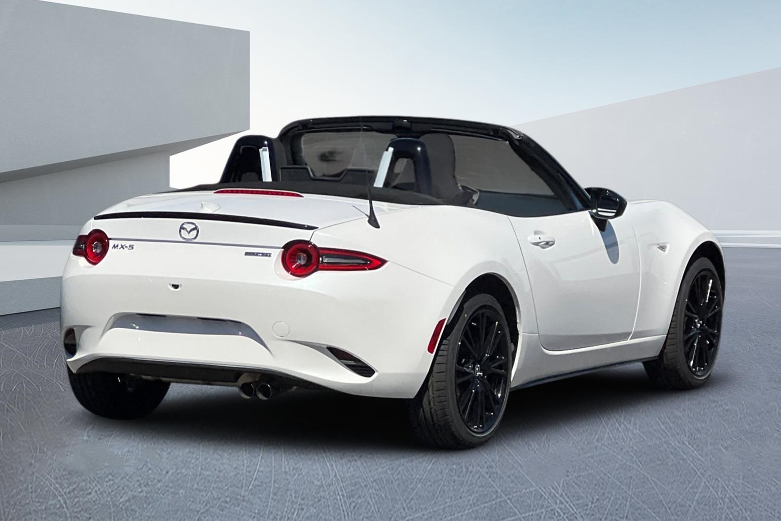 2025 Mazda MX-5 Miata Miata photo 3