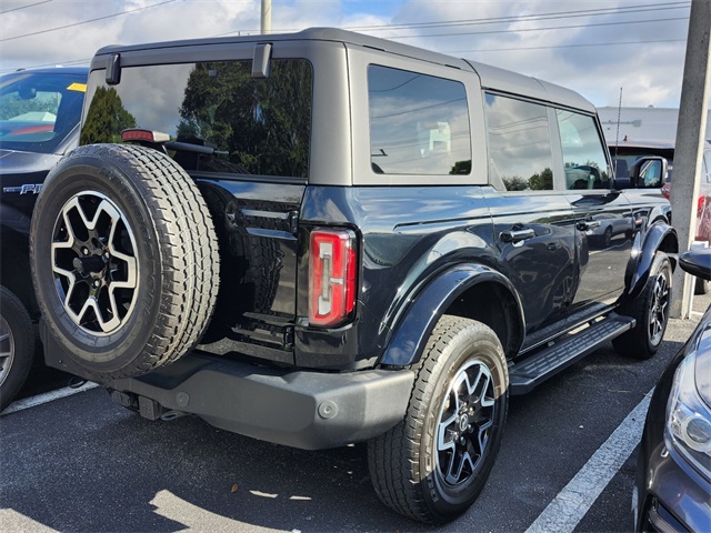 2024 Ford Bronco Outer Banks photo 3