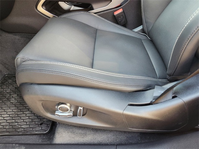 2025 Jaguar F-PACE P250 R-Dynamic S photo 11