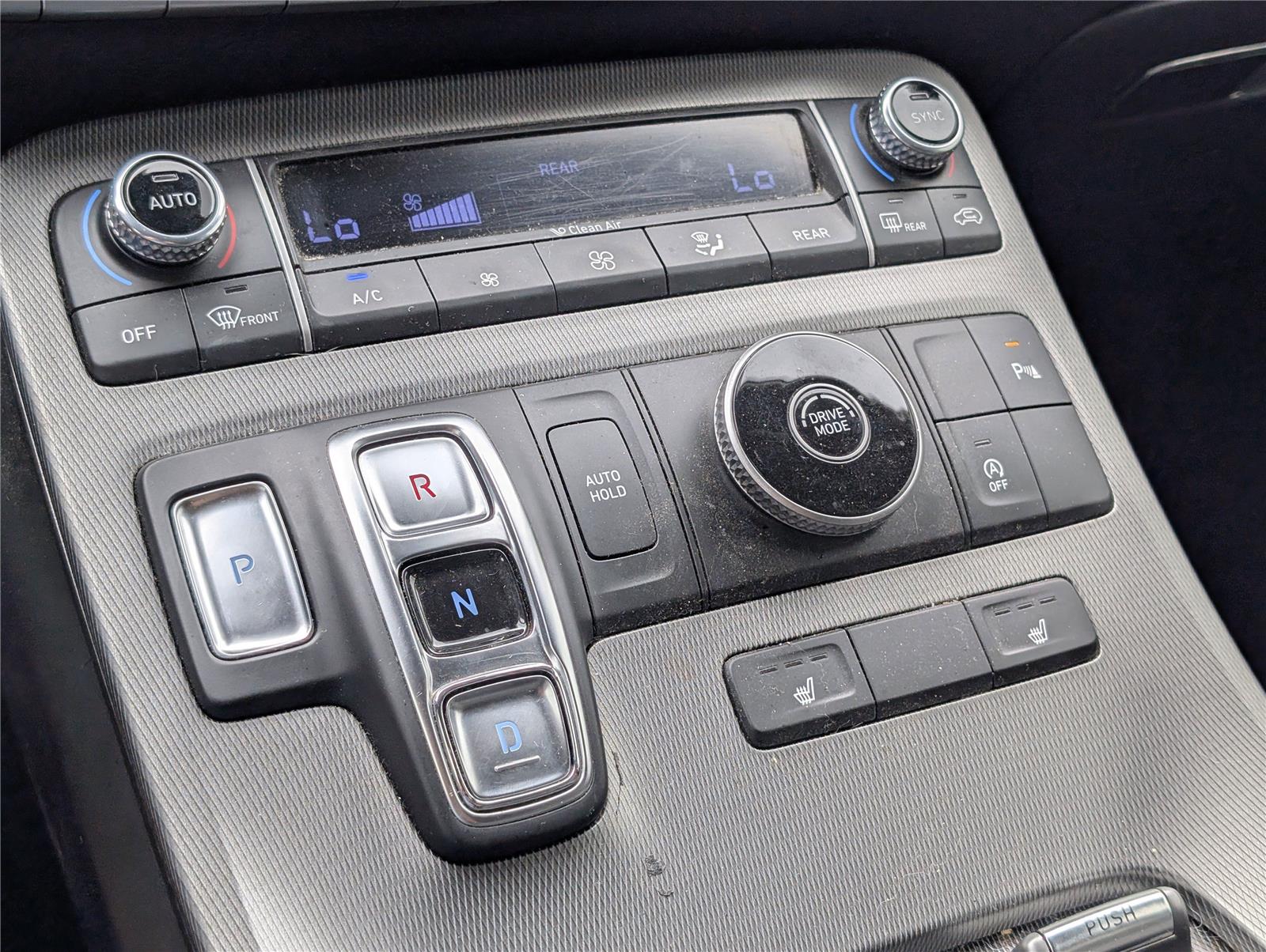 2020 Hyundai Palisade SEL photo 16