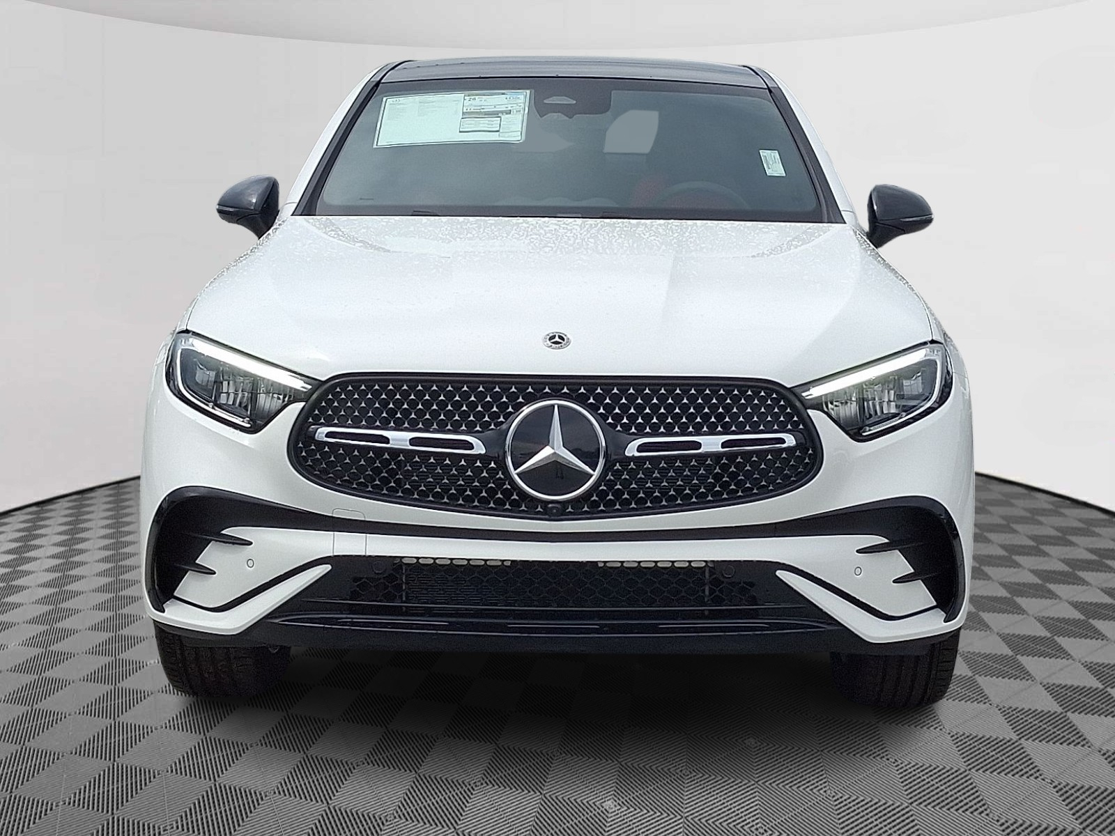 2026 Mercedes Benz GLC 300 4MATIC photo 2