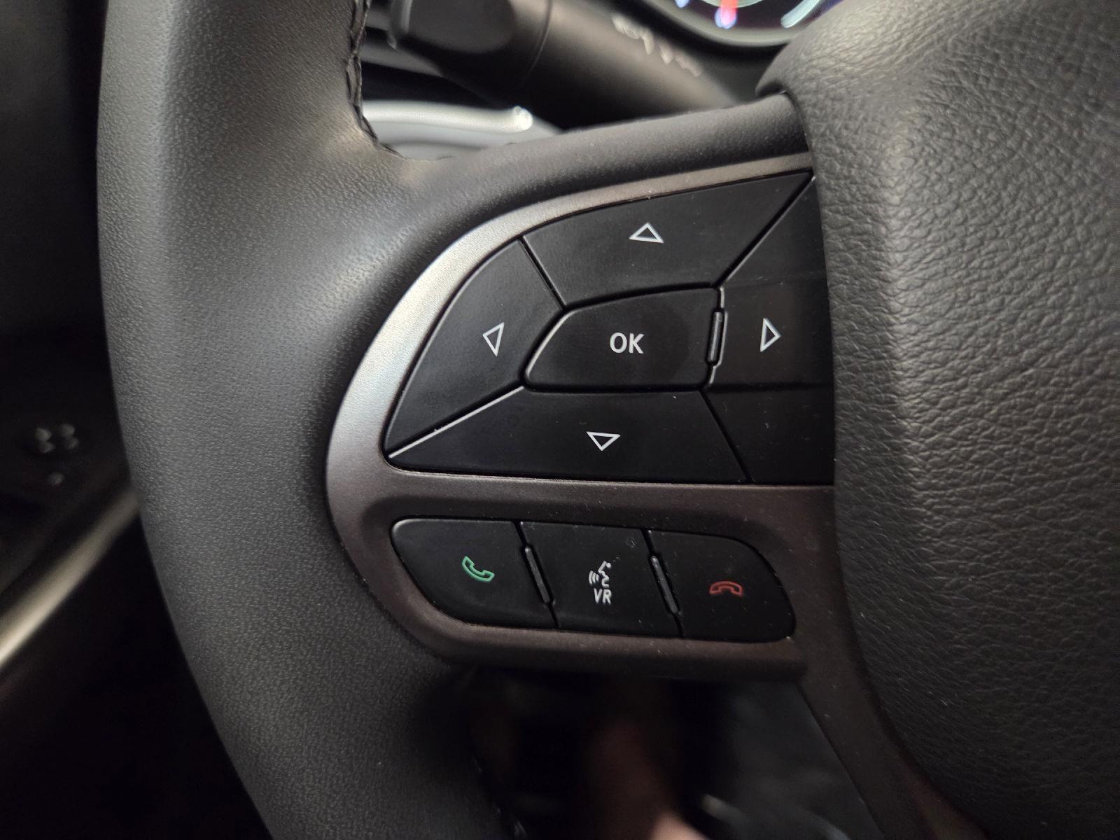 2022 Jeep Cherokee Limited photo 10