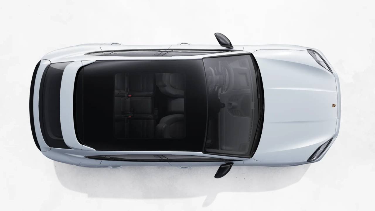 2026 Porsche Cayenne Coupe photo 5