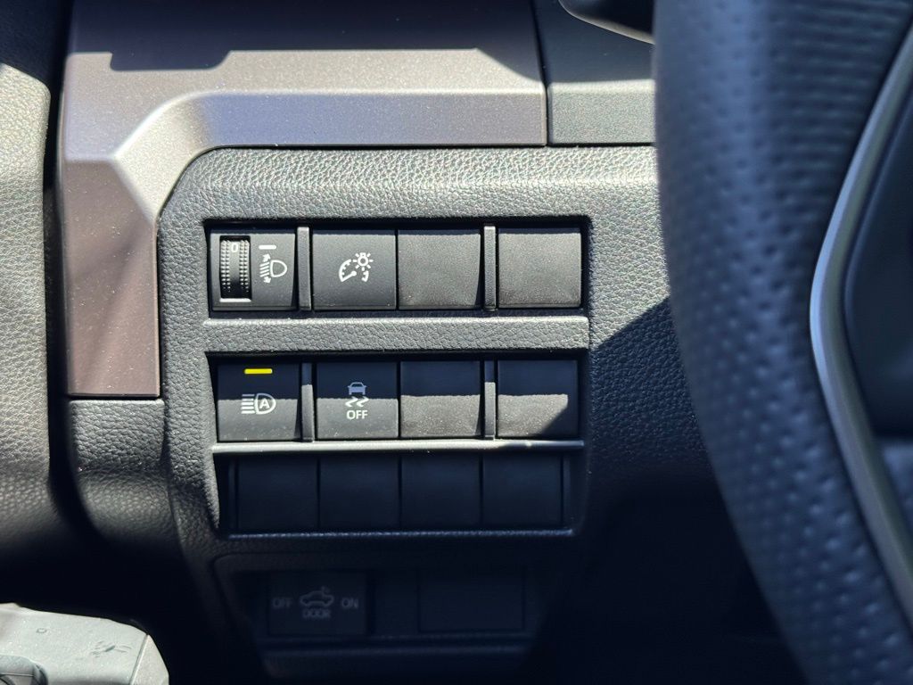 2025 Toyota Tacoma TRD Sport photo 16
