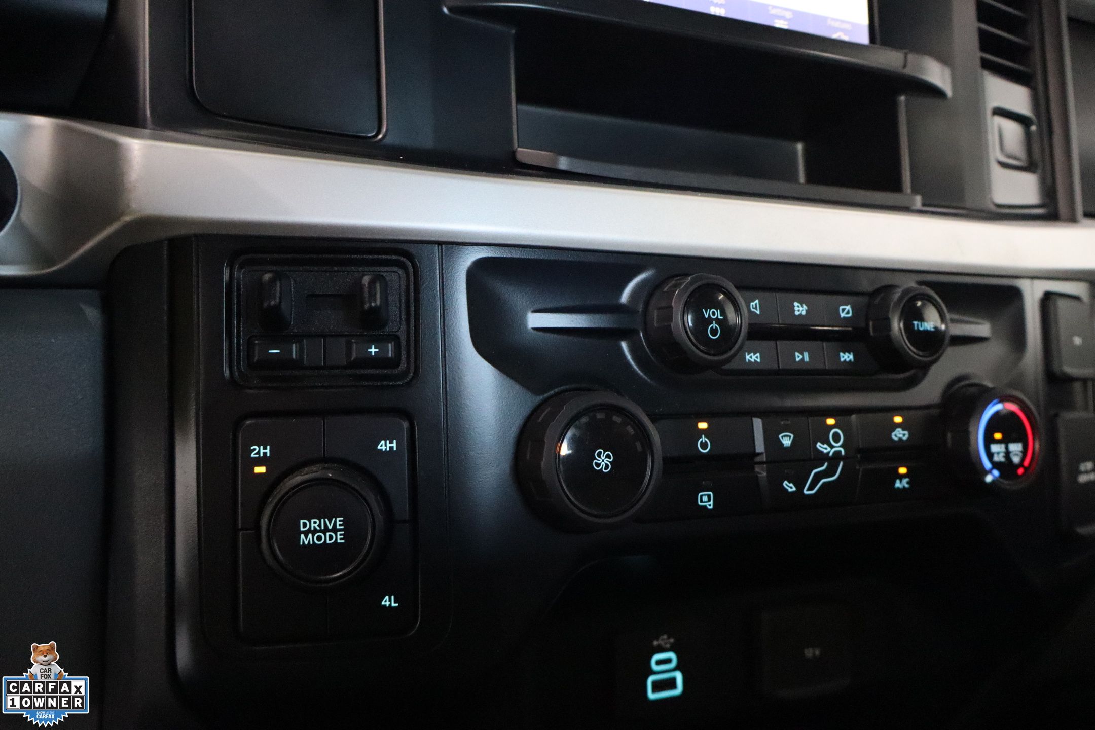 2024 Ford F-250 photo 19