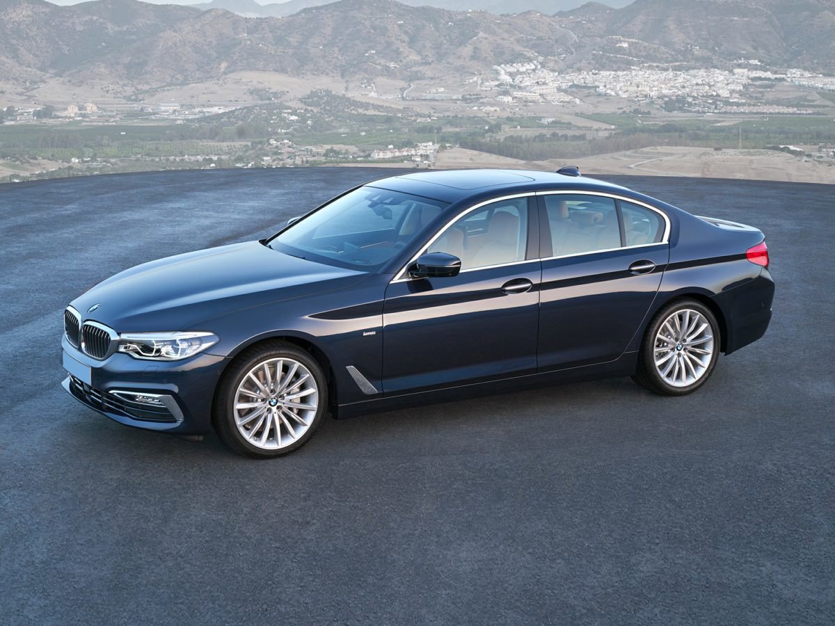 2017 BMW 5 Series 530i's photo