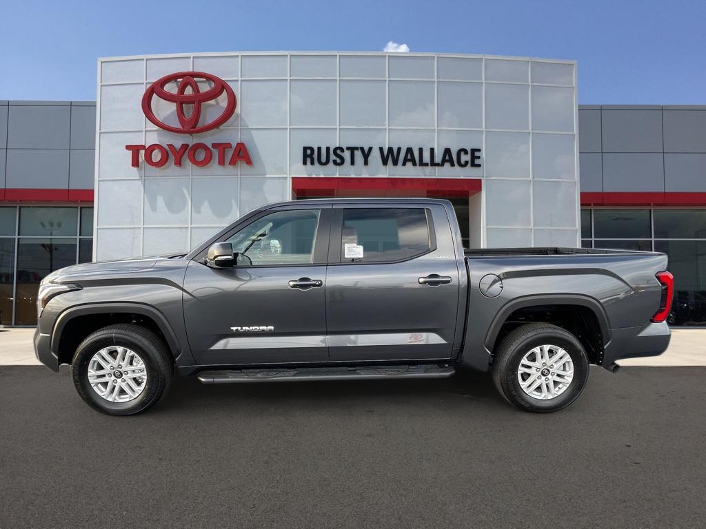 2026 Toyota Tundra SR5's photo