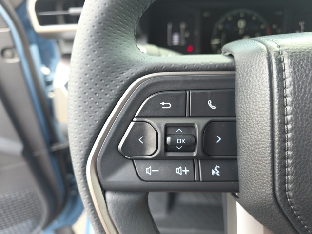 2025 Toyota 4Runner 4WD SR5 photo 13