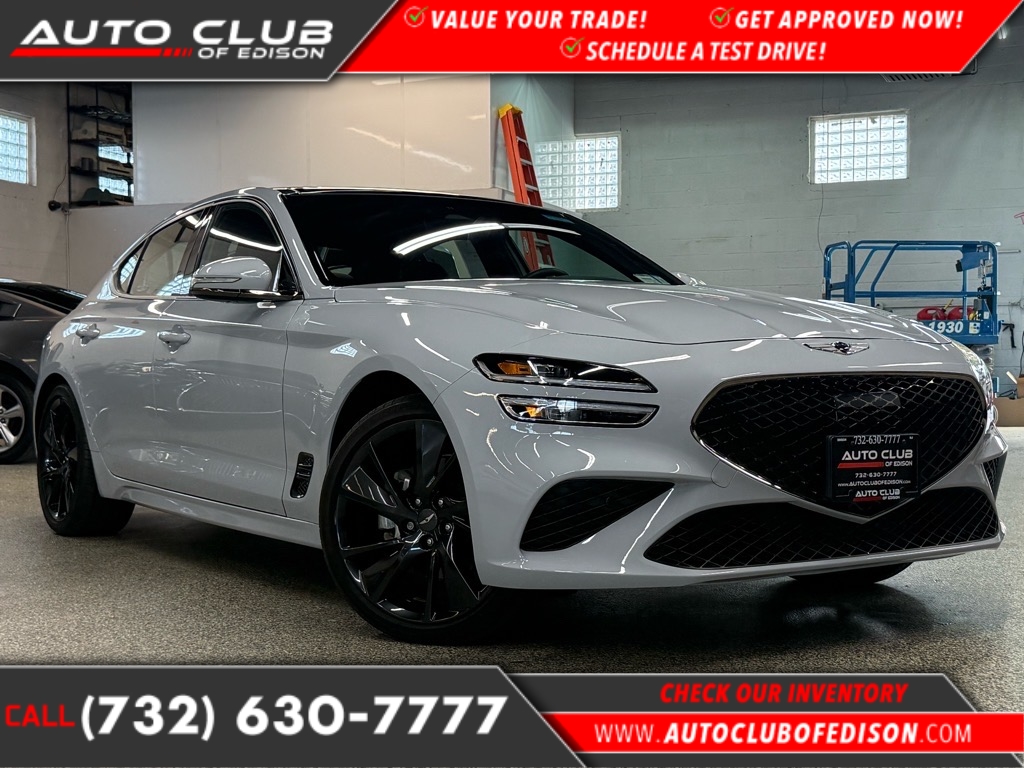 2023 GENESIS G70 Standard's photo