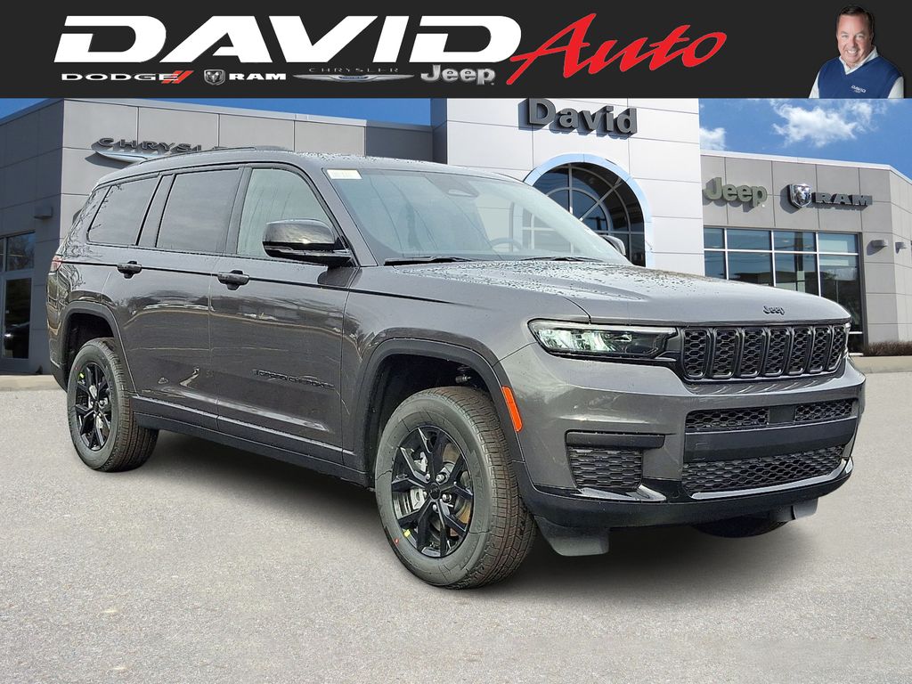 2025 Jeep Grand Cherokee L Altitude's photo