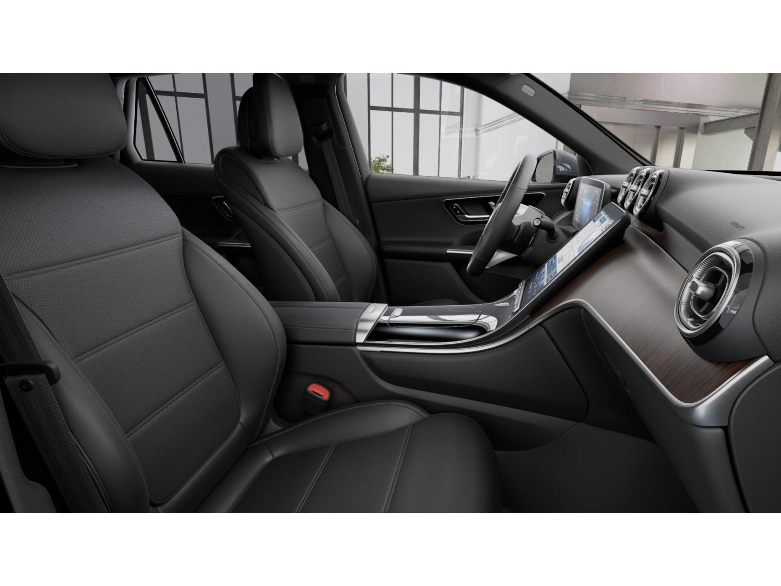 2026 Mercedes Benz GLC 300 4MATIC photo 4