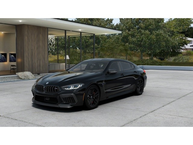 2025 BMW M8