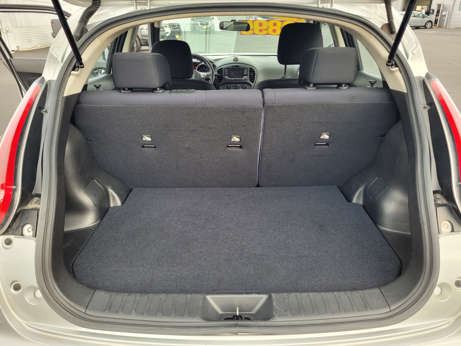 2015 Nissan Juke S photo 19