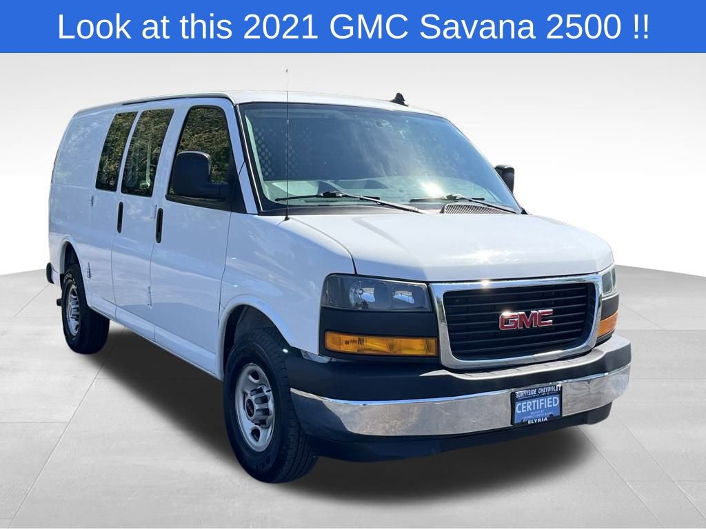 2021 GMC Savana Cargo 1WT's photo