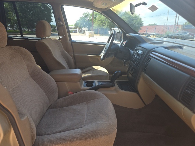 1999 Jeep Grand Cherokee Laredo photo 14
