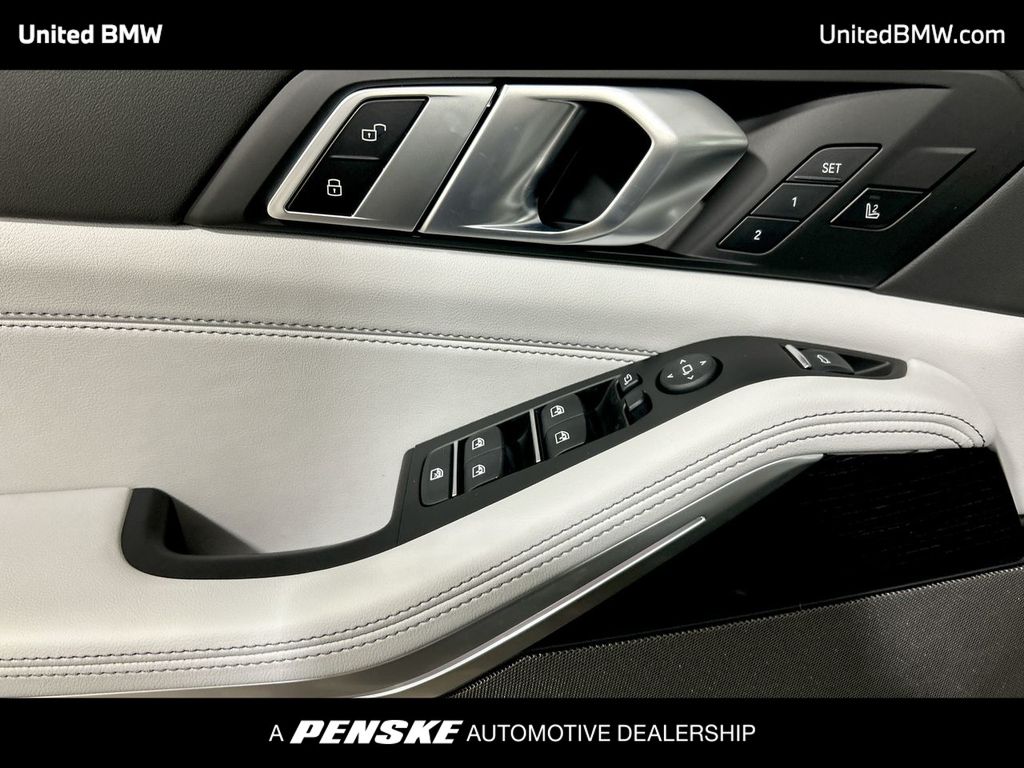 2026 Bmw X5 xDrive50e photo 11