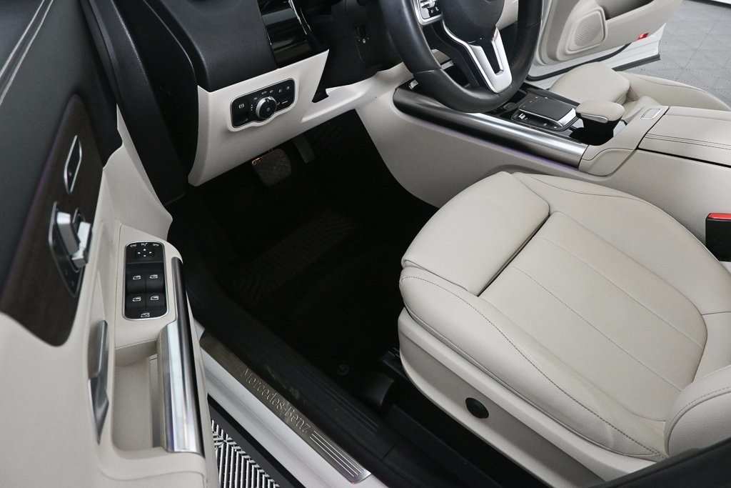2021 Mercedes Benz GLA 250 4MATIC photo 4